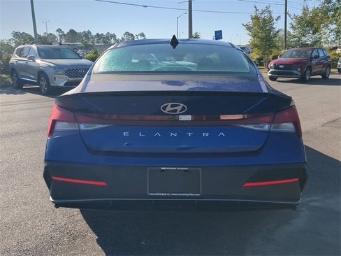 New 2025 Hyundai Elantra Sport image 6