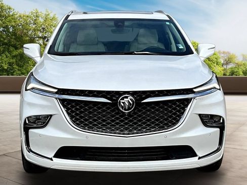 Used 2024 Buick Enclave Avenir w/ Avenir Technology Package AWD/4WD image 3