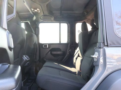 Used 2023 Jeep Wrangler Unlimited w/ Cold Weather Group image 38