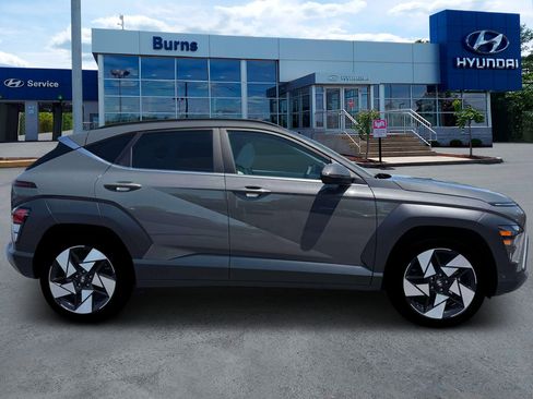 New 2026 Hyundai Kona Limited FWD image 9