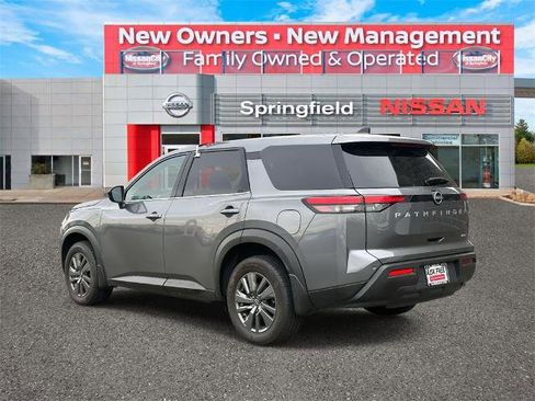 Certified 2024 Nissan Pathfinder S image 6