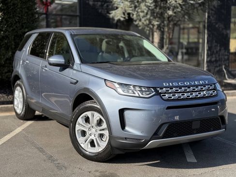 Used 2023 Land Rover Discovery Sport S image 7