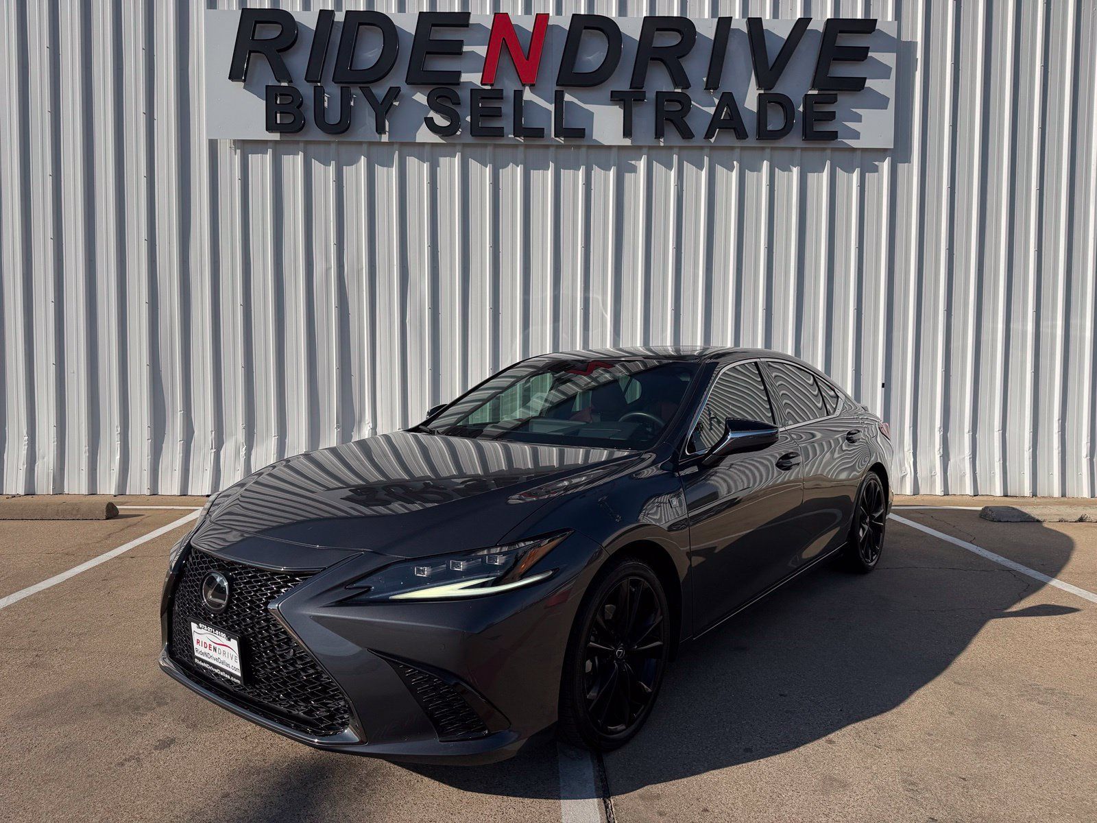 Used 2022 Lexus ES 350 F Sport FWD image 1