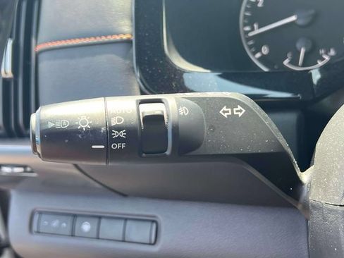 Used 2023 Nissan Pathfinder Rock Creek AWD/4WD image 25