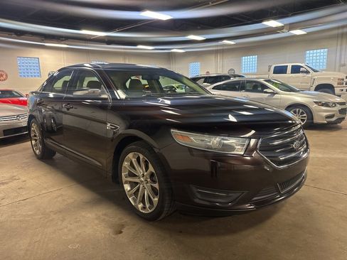 Used 2013 Ford Taurus Limited image 6