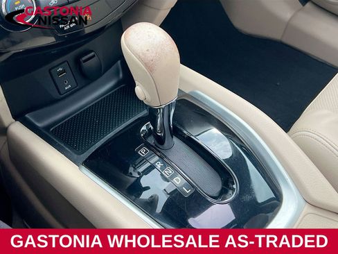 Used 2015 Nissan Rogue SL w/ SL Premium Package image 17