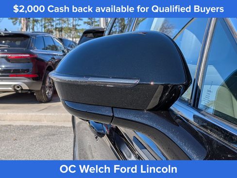 New 2026 Lincoln Corsair Reserve FWD image 13