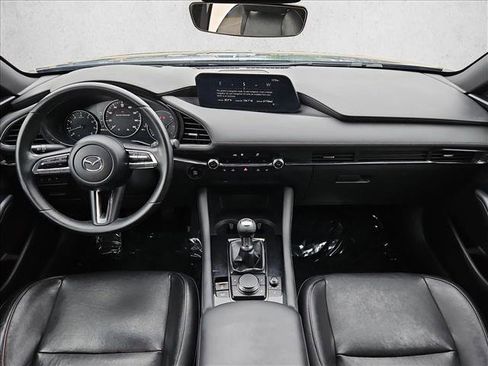 Used 2020 MAZDA MAZDA3 Hatchback w/ Premium Package FWD image 16
