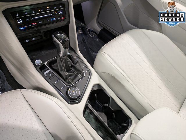 Used 2022 Volkswagen Tiguan SE AWD/4WD image 15