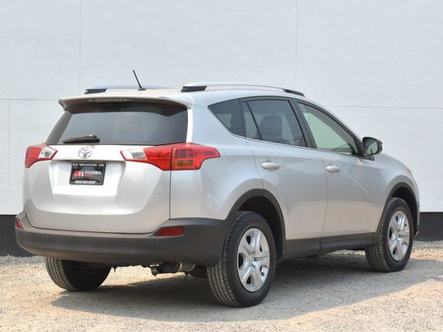 Used 2013 Toyota RAV4 LE w/ Preferred Accessory Pkg AWD/4WD image 7
