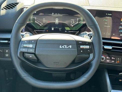 New 2026 Kia Sportage LX FWD image 23