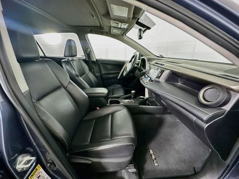 Used 2014 Toyota RAV4 Limited FWD image 31