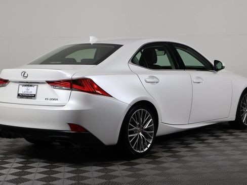 Used 2017 Lexus IS 200t RWD image 4