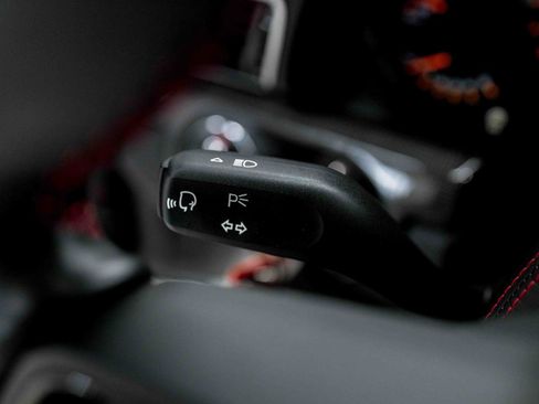 Used 2018 Porsche 911 GT3 RWD image 67
