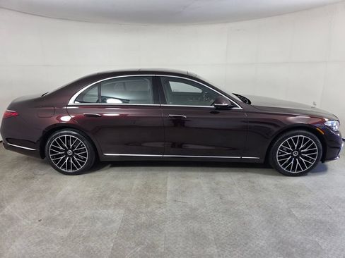 Certified 2022 Mercedes-Benz S 580 4MATIC Sedan image 3