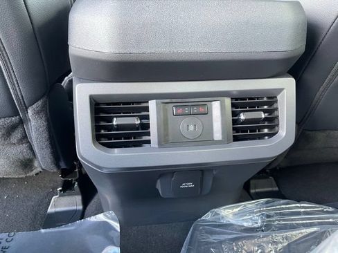 New 2026 Ford F250 Lariat w/ Lariat Premium Package AWD/4WD image 21