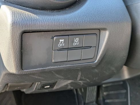 Used 2023 MAZDA MX-5 Miata Grand Touring RWD image 17