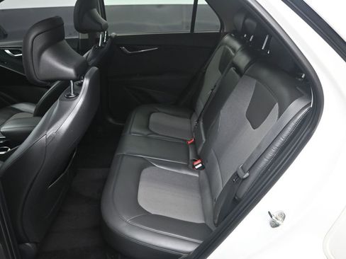 Certified 2023 Kia Niro EX Touring image 28