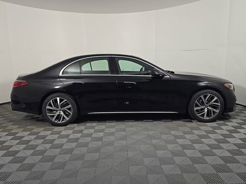 New 2026 Mercedes-Benz E 350 4MATIC Sedan image 8