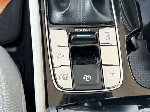 Certified 2025 Hyundai Tucson SEL FWD image 38