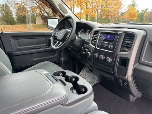 Used 2015 RAM 1500 Express image 30