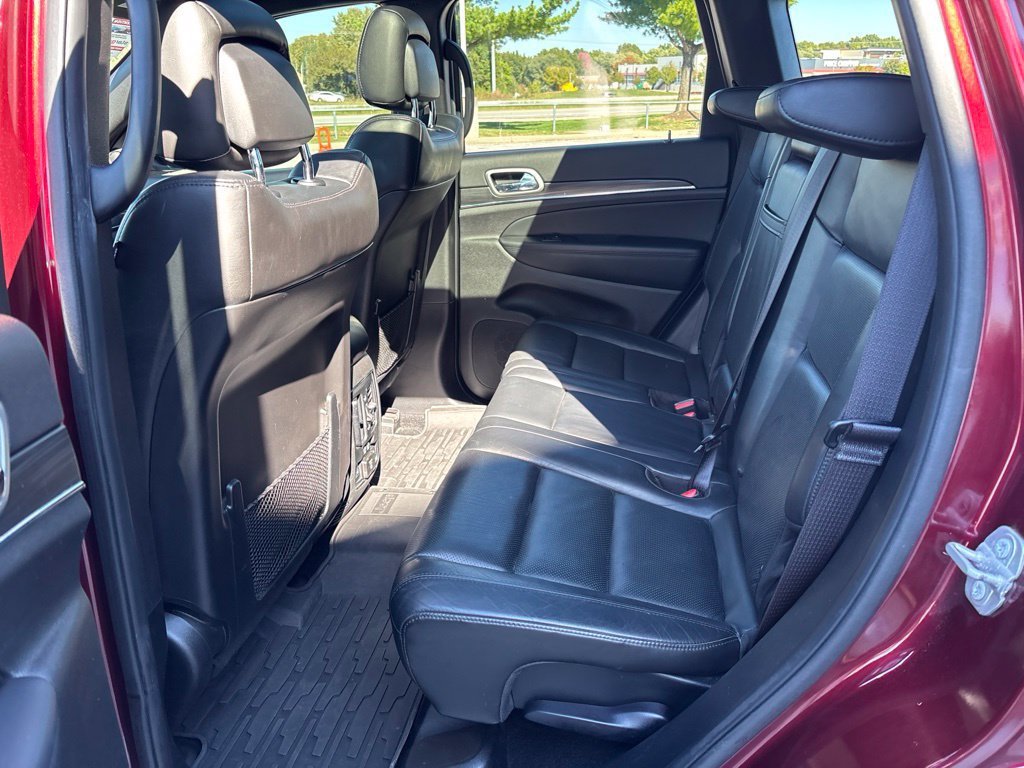 Used 2021 Jeep Grand Cherokee Limited w/ Luxury Group II AWD/4WD image 14