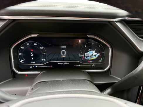 New 2025 GMC Sierra 2500 Denali Ultimate w/ Max Trailering Package image 11