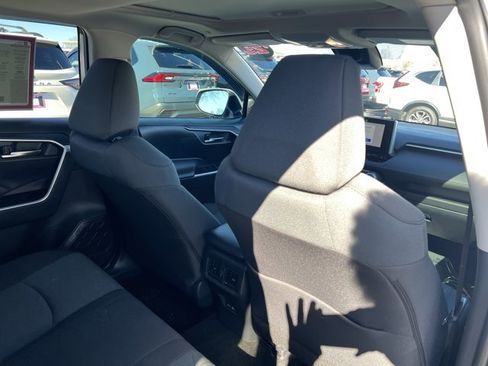 Certified 2025 Toyota RAV4 XLE w/ Convenience Package image 22