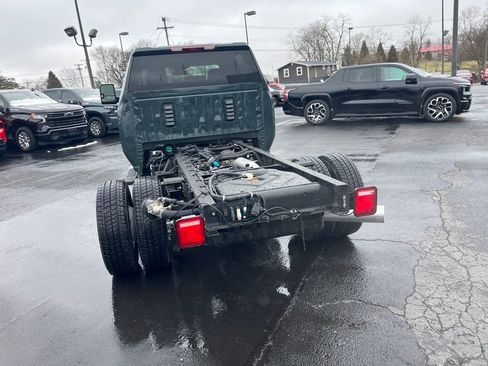 New 2026 Chevrolet Silverado 3500 LT w/ Convenience Package image 4