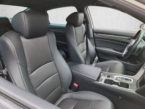 Used 2022 Honda Accord Sport image 16