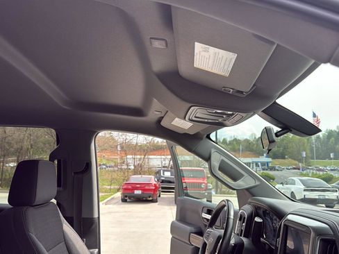 Used 2021 Chevrolet Silverado 1500 LT Trail Boss w/ Bed Protection Package AWD/4WD image 38