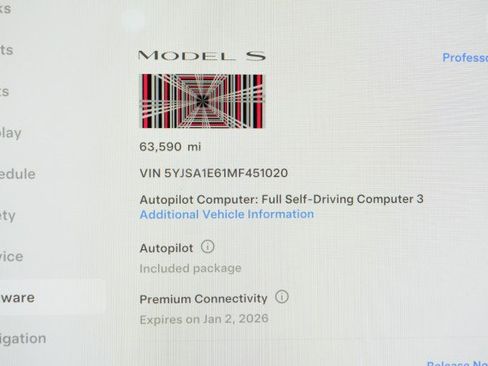 Used 2021 Tesla Model S Plaid image 17