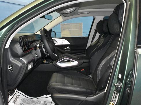 New 2026 Mercedes-Benz GLS 450 4MATIC image 7