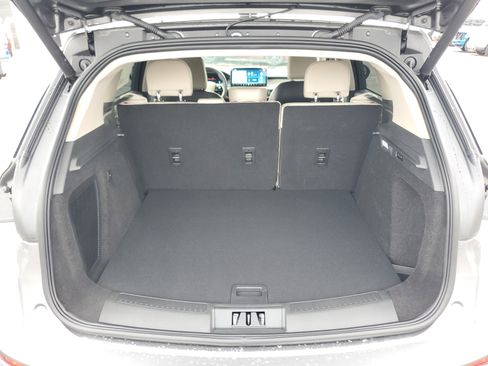 New 2026 Lincoln Corsair Premiere image 29