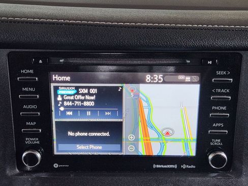 Used 2020 Toyota Sienna XLE Premium FWD image 16