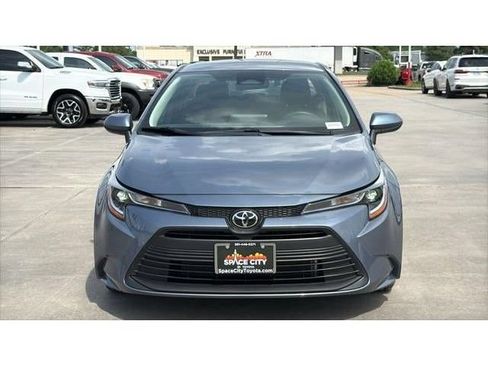 Certified 2026 Toyota Corolla LE FWD image 8