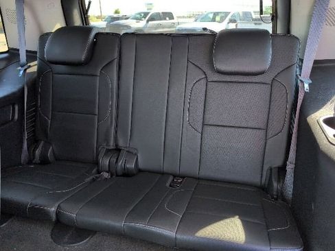 Used 2015 Chevrolet Tahoe LTZ AWD/4WD image 18