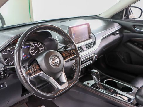 Used 2023 Nissan Altima 2.5 SR FWD image 22