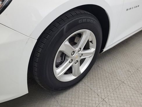 Used 2022 Chevrolet Malibu LT FWD image 31