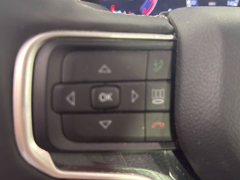 Used 2024 Jeep Wagoneer 4WD w/ Premium Group I image 14