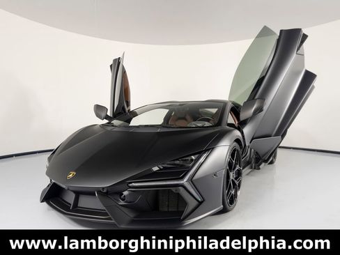 Used 2024 Lamborghini Revuelto AWD/4WD image 40