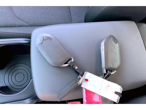 Used 2025 Kia K4 LX image 12