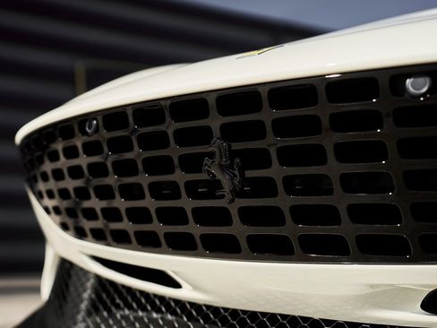 Used 2022 Ferrari Roma image 7