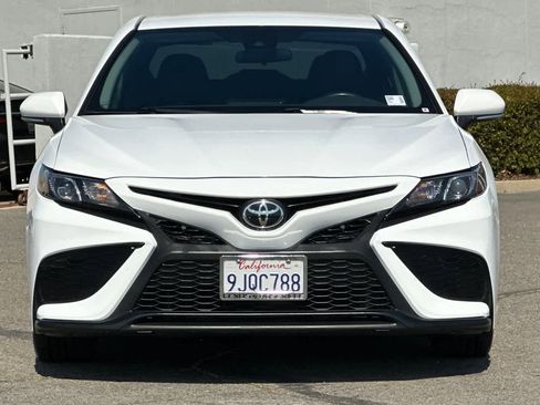 Used 2024 Toyota Camry SE FWD image 10