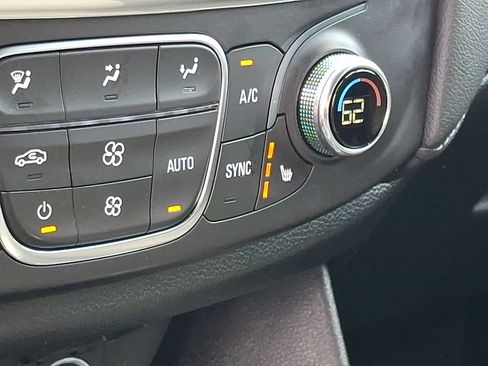 Certified 2023 Chevrolet Traverse LT AWD/4WD image 26