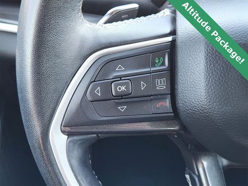 Certified 2022 Jeep Grand Cherokee L Laredo image 28