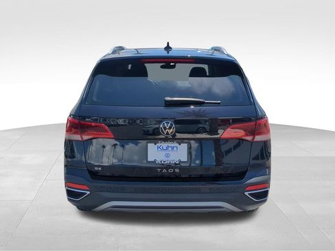 Certified 2023 Volkswagen Taos SE FWD image 5