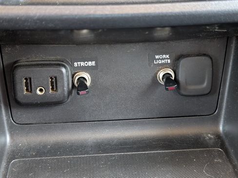 Used 2019 Chevrolet Colorado W/T w/ WT Convenience Package RWD image 14