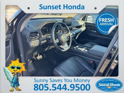 Used 2025 Honda Pilot Elite image 9