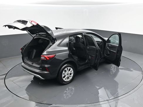 Used 2025 Ford Escape Active AWD/4WD image 24